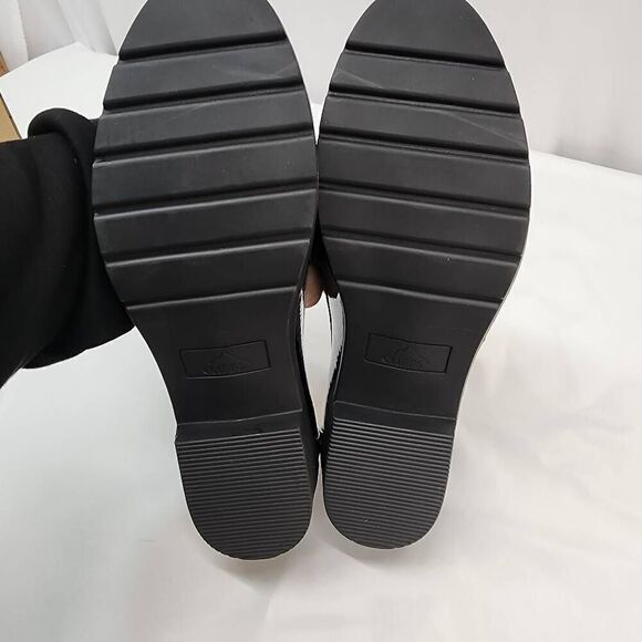 Cliffs By White Mountain Size 8.5 Women's Galah Penny Loafer Flack Black Patent - Picture 8 of 9